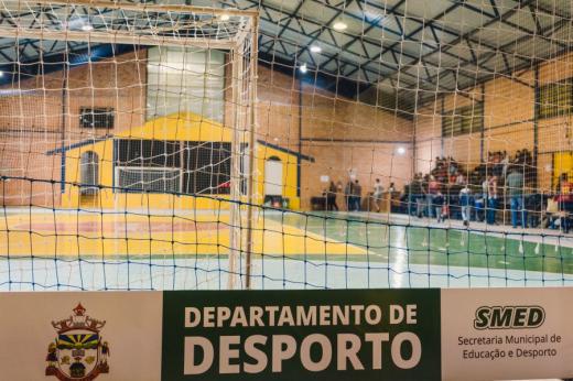 Estreia do Campeonato de Futsal contou com grande pblico