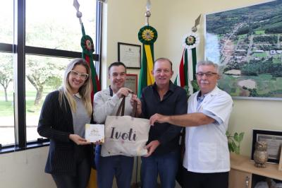 Prefeito recebe comitiva de Ivoti